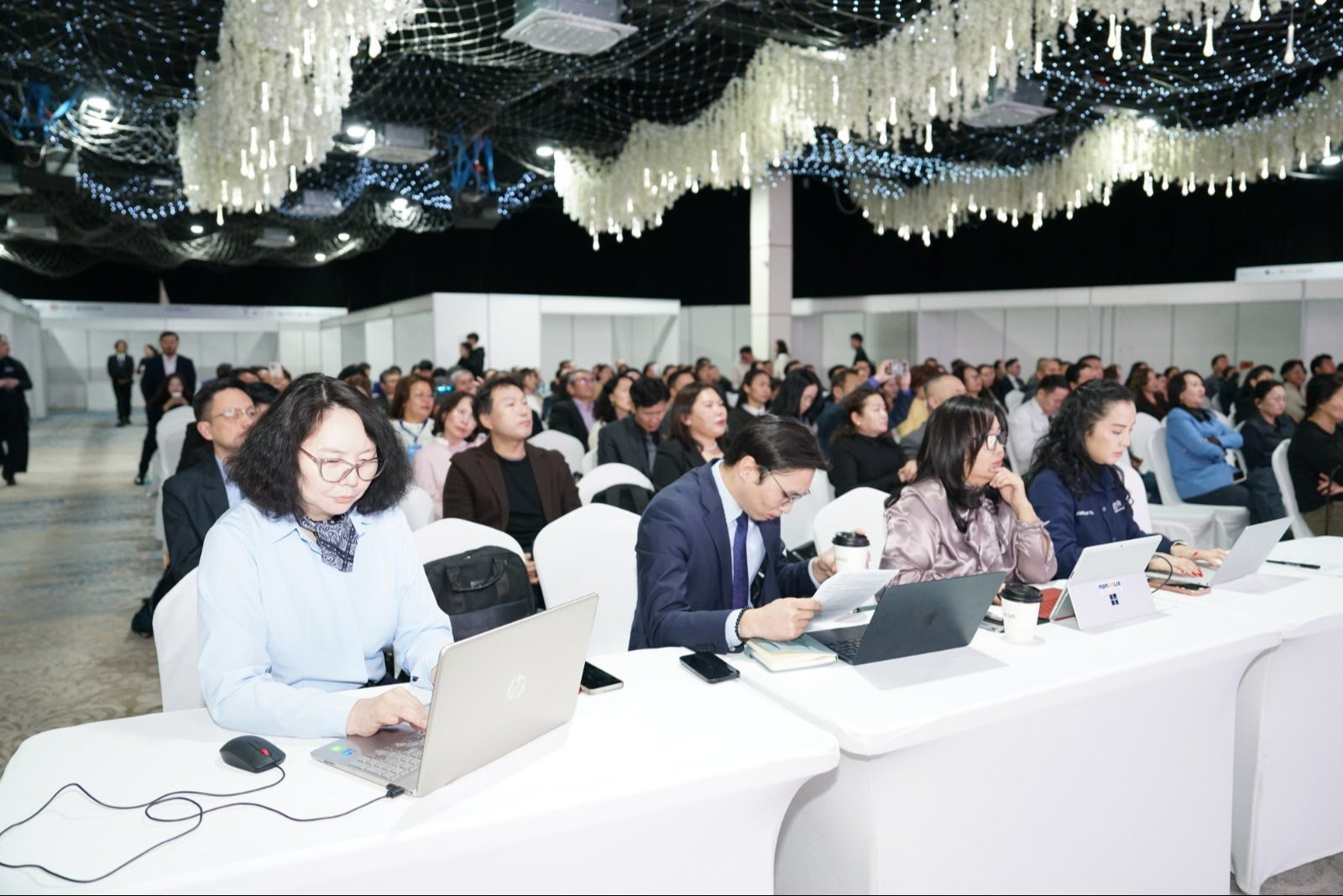 “TOURISM WEEK - 2026” ҮНДЭСНИЙ ЧУУЛГАН 3 ДАХЬ ӨДРӨӨ САЛБАР ХУРАЛДААНААР ҮРГЭЛЖИЛЖ БАЙНА